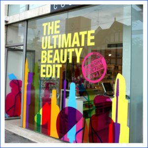 Adhésif pour vitrine coloré